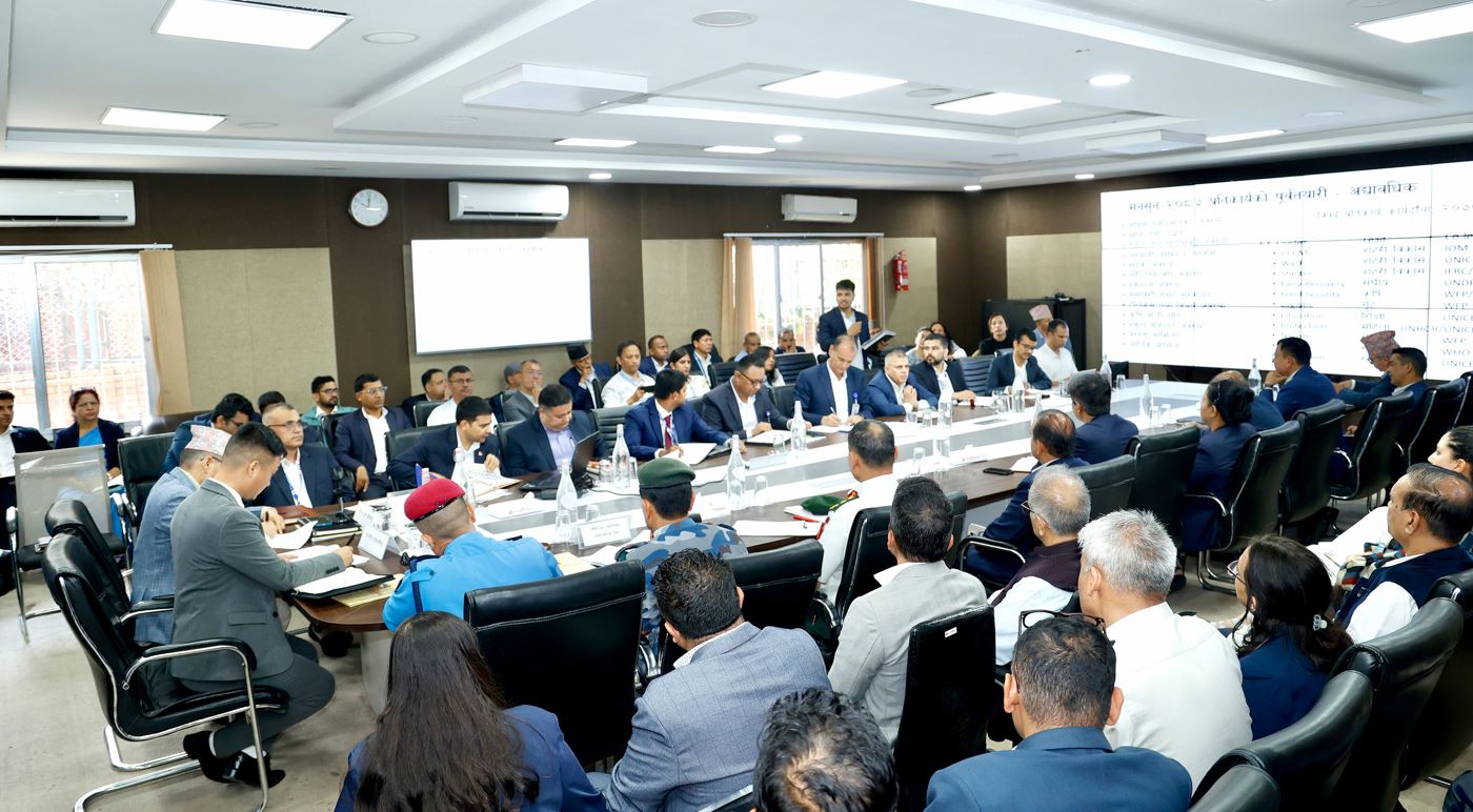 सडक अवरुद्ध भए तत्कालै खुलाउन सक्ने गरी आवश्यक पूर्वाधार तयारी छ : गृहमन्त्री गुरुङ