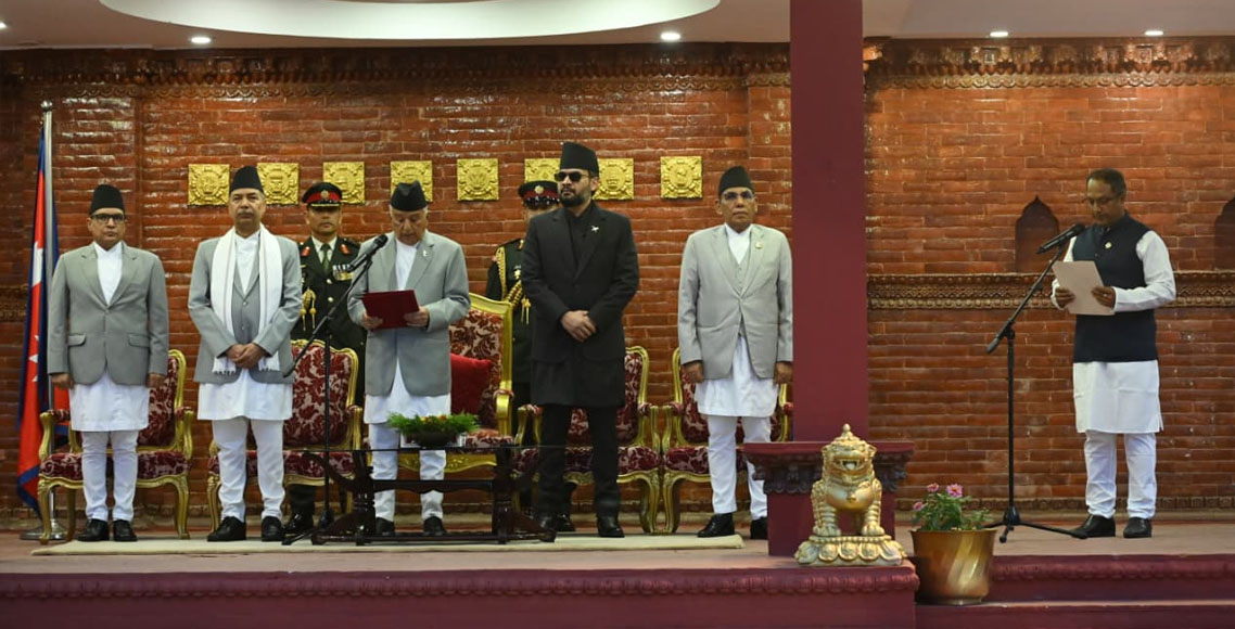को हुन् नवनियुक्त आपूर्तिमन्त्री  दीपक साह ?
